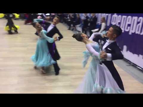 Andrey Demeshko and Ksenia Efremova.