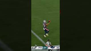 Behren Morton finds Nick DeGennaro for the lead!!🙌 📺WBZ #patriots #nfl #shorts