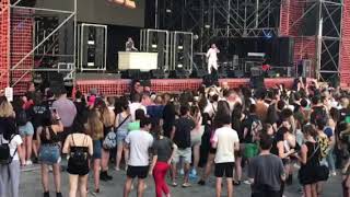 Emis Killa - Donald Trump | live @ Core Festival (TV)