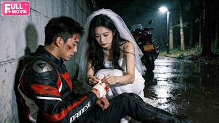 Download lagu Bingi't pipi, tumakas sa kasal, nagligtas sa guwapong lalaki. CEO pala, nahulog agad sa kanya! mp3