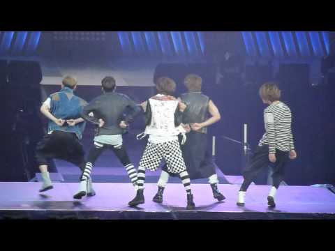 [05.20.12 SMTOWN LA]  SHINEE - SHERLOCK (REHEARSAL)