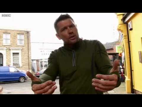 On set with John Partridge (01-04-2011)