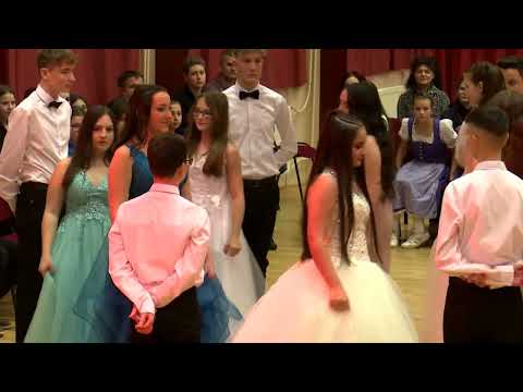 A központi iskola végzőseinek keringője - 2023.02.17.