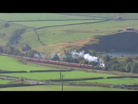 BR 70013 Oliver Cromwell Barks away over the S&C on the Hadrian.