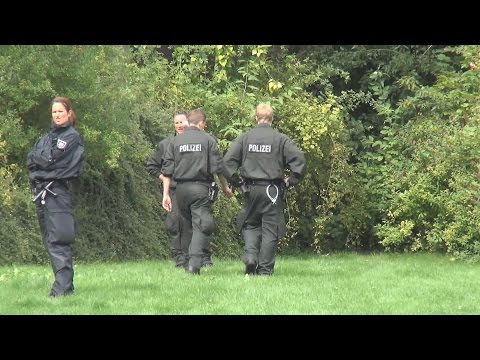 Bewaffneter Bankraub - Großfahndung in Köln-Höhenberg am 28.08.15