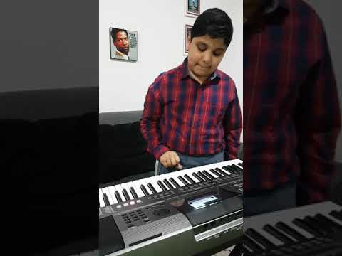 Beverly Hills Cop Tittle Track on Keyboard.... Enjoy