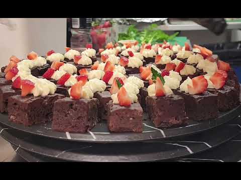 CHEFLIFE NZ #dessert Choco Brownies Chantilly cream fresh strawberries. 