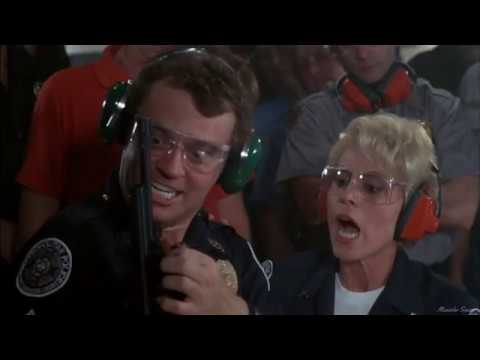 Loucademia de Polícia 5: Não Vamos Recuar!