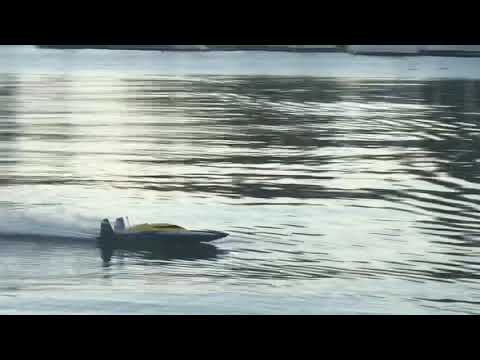 Proboat UL-19 4s 100% Stock mildly rough water.