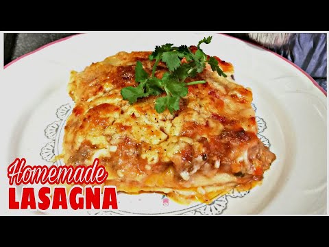 Cheesy Meaty Lasagna || How to make the best homemade Lasagna Recipe