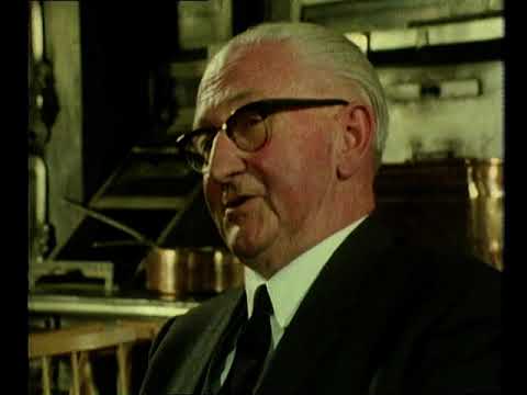 A life in service | Working in a manor home | Working as a Butler | Waddesdon manor | 1973