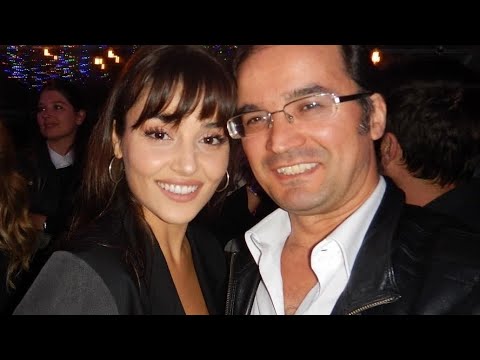 Hande ERCEL with her friends at the party #handeerçel #handeerçelfan 