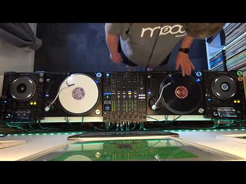 Vinyl Vinnie @ Rokagroove Radio Episode 116