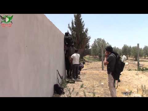 استهداف الفوج 64 مشاة التابع لفرقة تحرير الشام بقذيفة آر بي جي عربة بي ام بي لقوات النظام على جبهة قرية الثورة في ريف دمشق