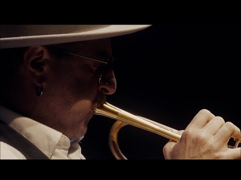 Avishai Cohen at La Philharmonie de Paris - Adagio Assai