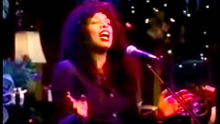 The Christmas Song - Donna Summer ( Chestnuts Roasting On An Open Fire  )