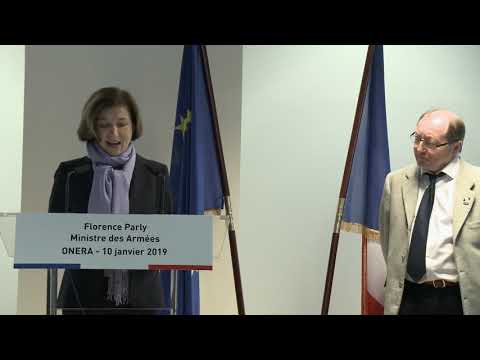 Florence Parly, ministre des Armées, en visite à l'ONERA le 10 janvier 2019