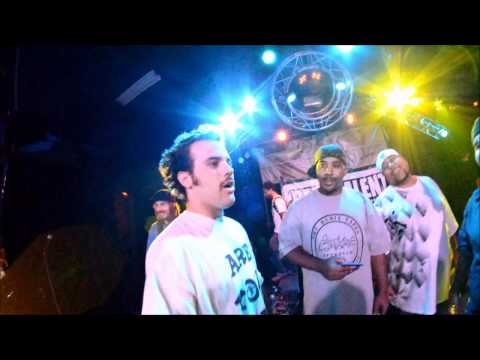 Mossferatu vs El Monsta