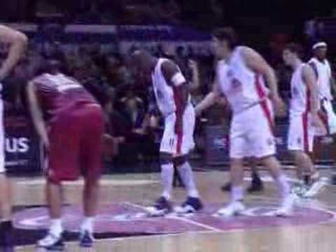 36 04-12-07 BCO-Red Star Belgrado - Ivory met 1 op 2 vrijwor