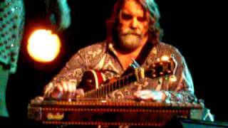 Robert Plant - Band of Joy  - "Rich Woman"