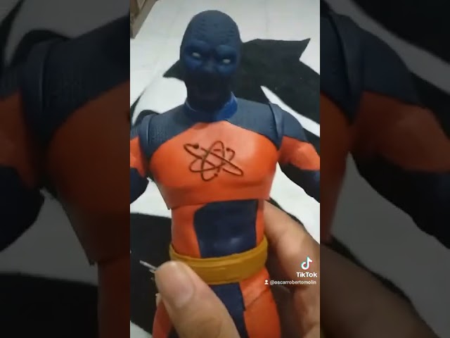 Vídeo relacionado con Niños DC Comics Black Adam Atom Smasher Camiseta Camiseta