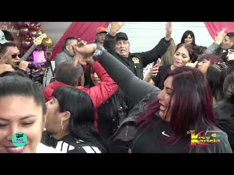 ENSUEÑOS - VICO Y SU GPO. KARICIA...FELIZ CUMPLEAÑOS "CARMENCITA"