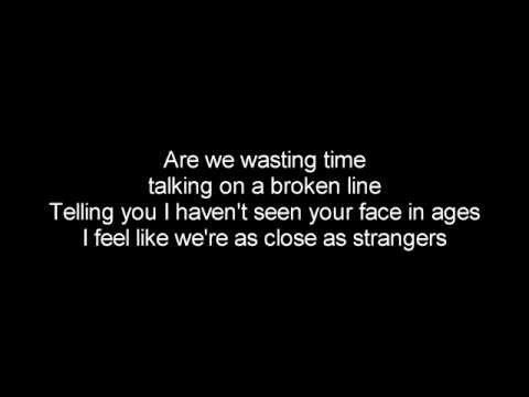 Close as strangers- 5 Seconds Of Summer lyrics