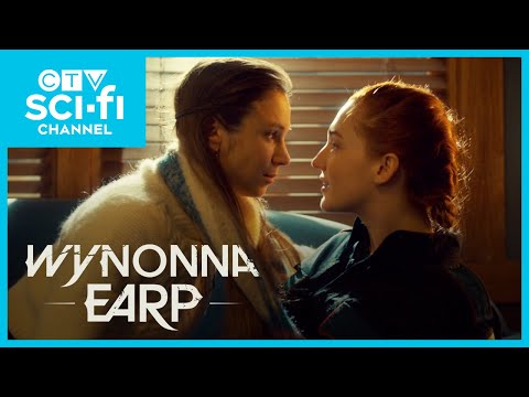 afbeelding Our Favourite WayHaught Firsts | Wynonna Earp