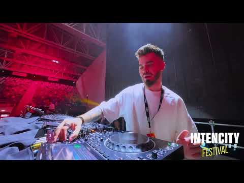 Andrew Maze at Intencity Festival 2025