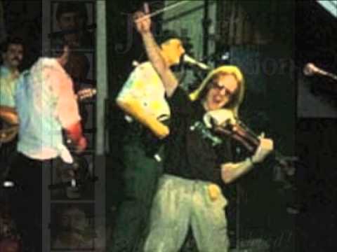 Thumbnail for Fairport Convention : The Guinea Pig In The Microwave (live 1986) by Maartin Allcock
