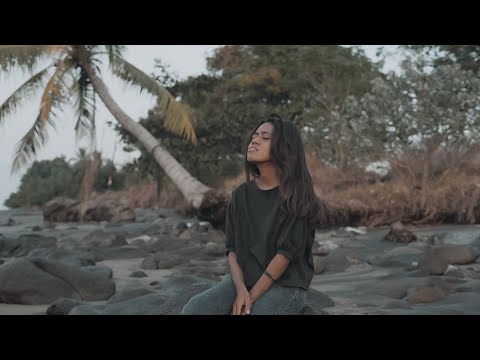 Peluklah Aku Ayah - Mkartikawati x Ape Napsor x Near ( OFFICIAL MUSIC VIDEO)