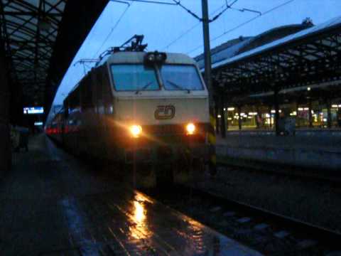 Odjezd vlaku R 967 - Praha hl.n.