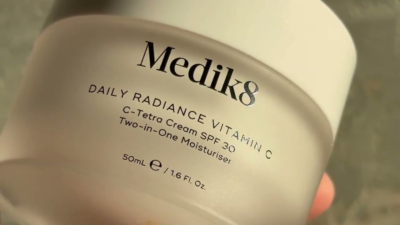 Medik8 Daily Radiance Vitamin C Денний крем з вітаміном С та SPF 30