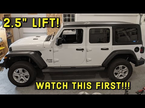 2019 Jeep Wrangler JL Rough Country 2.50-Inch Suspension Lift Kit with Shocks Install