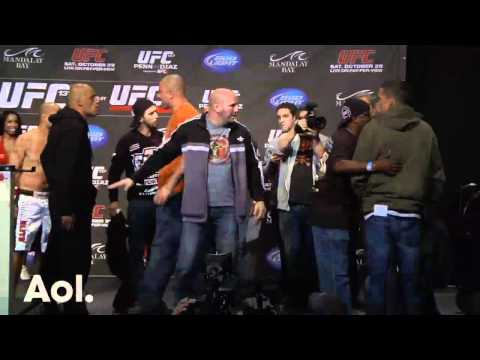 Penn vs. Diaz UFC 137 Staredown