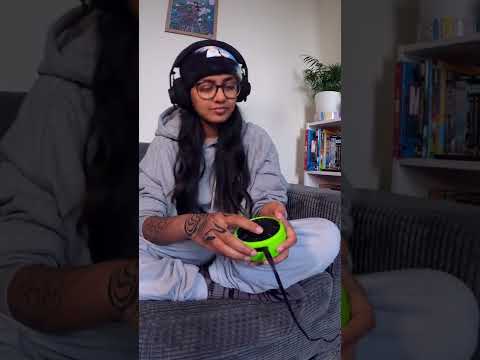 Sofa jams with Artiphon Orba 2 🔮 🛋️