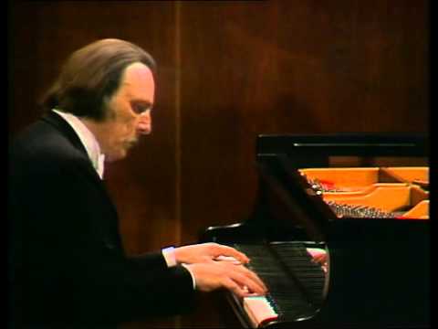 Arturo Benedetti Michelangeli Concert in Lugano,1981 (complete)