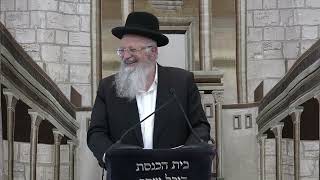 | הרב שמואל אליהו | קול צופייך לפרשת שמיני תשפ"ה (הרב שמואל אליהו) - התמונה מוצגת ישירות מתוך אתר האינטרנט יוטיוב. זכויות היוצרים בתמונה שייכות ליוצרה. קישור קרדיט למקור התוכן נמצא בתוך דף הסרטון