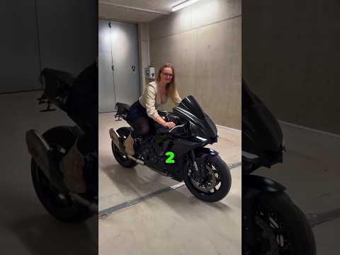 Aburrido en el tráfico