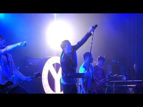 Young Guns - Stitches (Live @ Reading 2012)