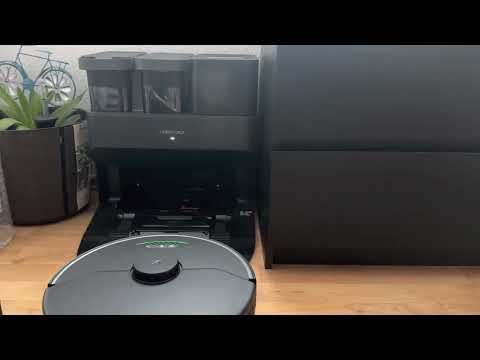 Roborock S7 maxV saugen fährt zur Ladestation zurück und entleert Staubbehälter