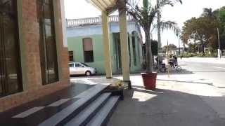 preview picture of video 'Las Tunas CUBA - Una Vuelta En Centro'