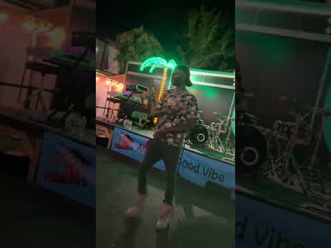 Me performing at The Pickle Back 2 this summer. ☀️ #GrizzyGrind #Music #Streaming