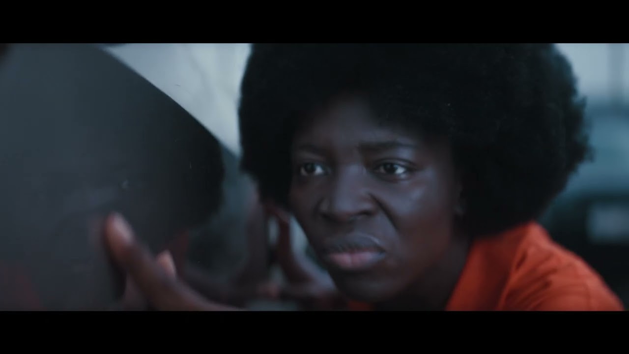 The Feet Escape, nouveau film publicitaire Spoticar signé par l'agence 777 née de l'union Hérezie et Armando Testa, parodie des films d'évasion hollywoodiens, saison 2 de la saga Don't be brave be smart pour Stellantis, déploiement dans 14 pays à partir du 24 mai 2026