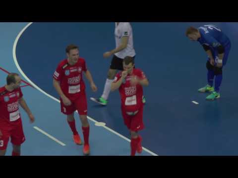 Clearex Chorzów - Red Dragons Pniewy 0:4(0:1) skrót spotkania 09.01.2017