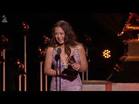 LAUFEY Wins BEST TRADITIONAL POP VOCAL ALBUM | 2026 GRAMMYs Acceptance Speech