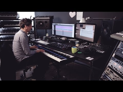 Novation // Peak with Hauschka