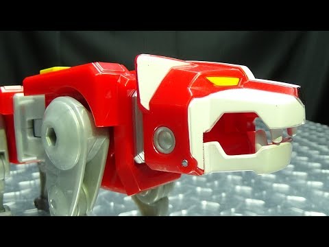 Voltron '84 CLASSIC RED LION: EmGo's Voltron Reviews N' Stuff