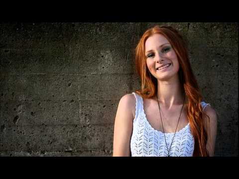 Celia Pavey   Scarborough Fair with lyrics