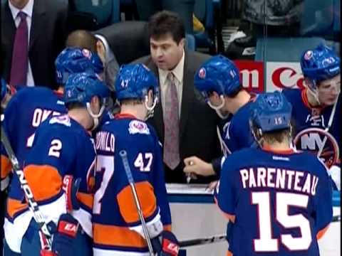Tavares coaches Islanders vs. Flyers